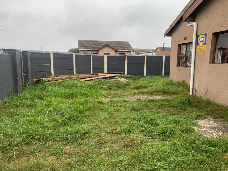 8 Bedroom Property for Sale in Heather Park Western Cape